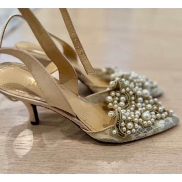 J.Renee Cream and Gold Heels with Pearl Embellishments - Picture 5 of 9